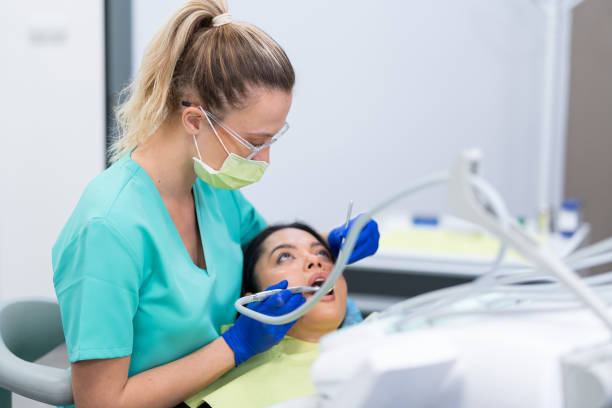 Best Emergency Gum Treatment in Liberal, KS